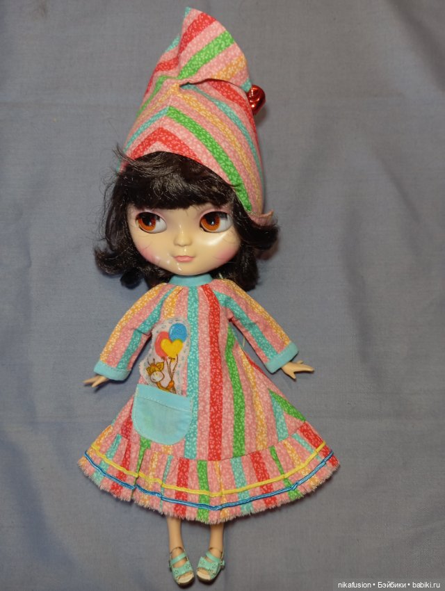 Платье и шапочка на куклу Блайз и похожих (фото 2)