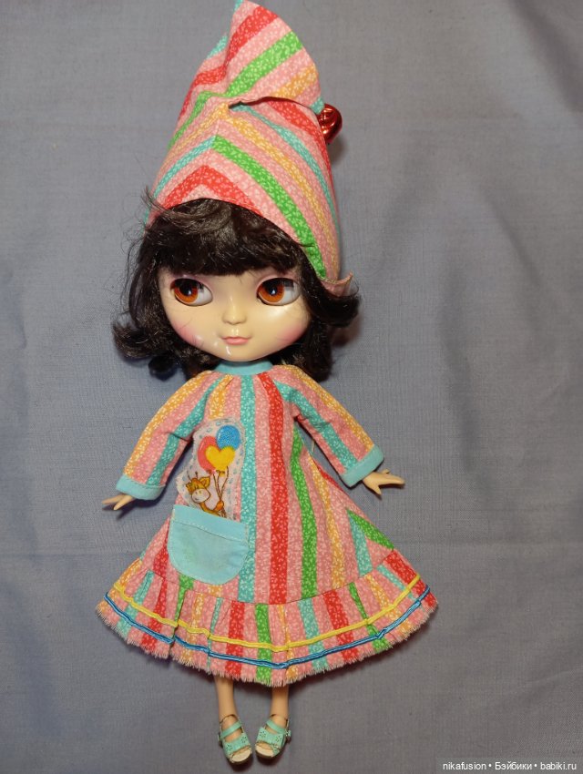 Платье и шапочка на куклу Блайз и похожих