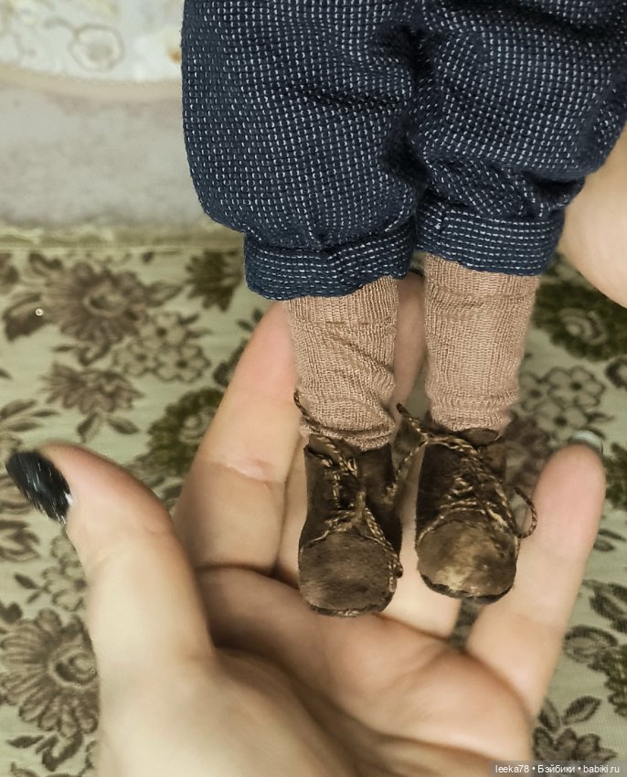 Кукла из дерева с антикварной фарфоровой головкой Лёвушка