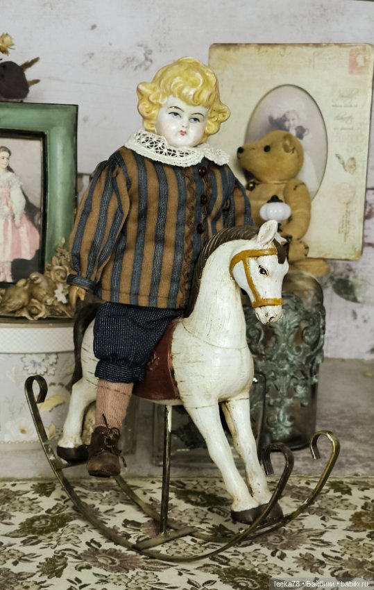 Кукла из дерева с антикварной фарфоровой головкой Лёвушка (фото 3)