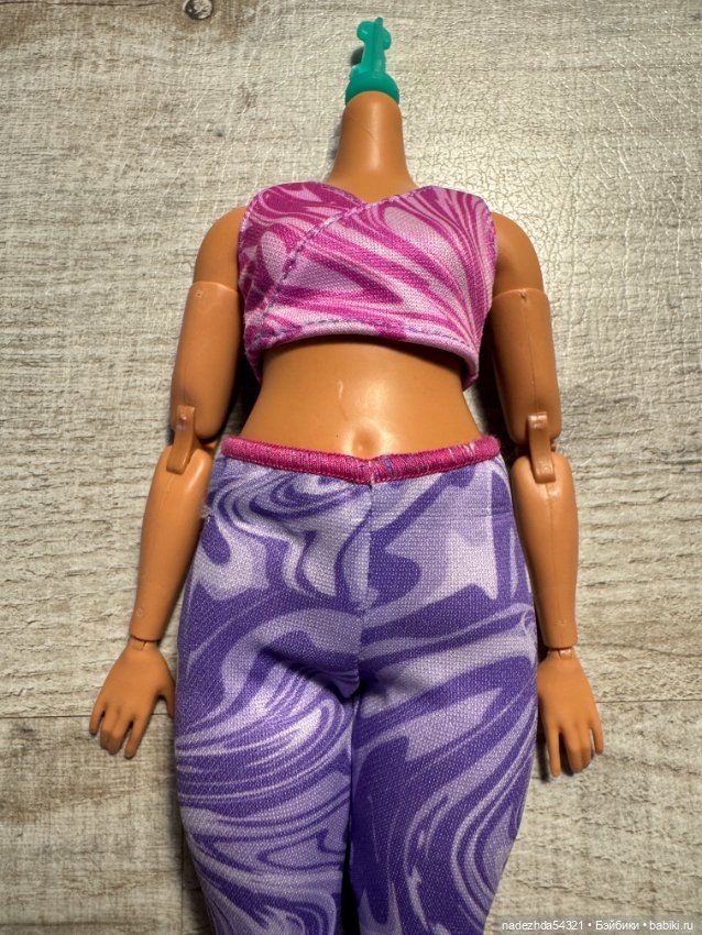 Тело в аутфите Барби йоги "Безграничные движения" пышки 2024 год (2) (фото 2)