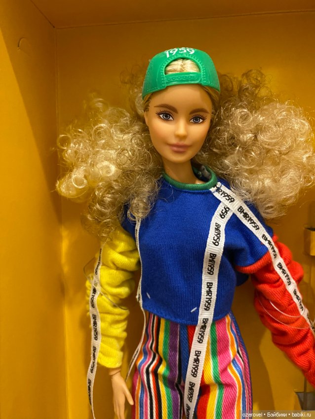 Barbie — Игровые куклы