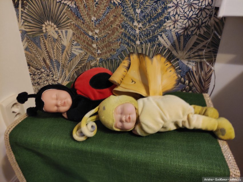 Лот кукол Anne Geddes и сплюшка в кроватке (фото 2)