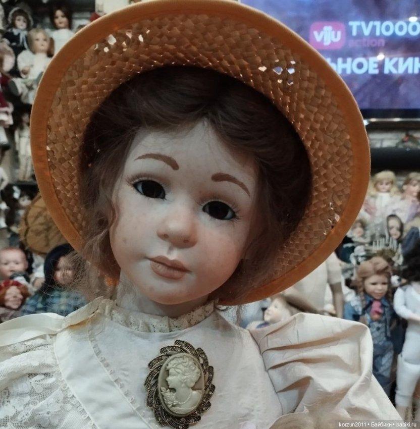 Фарфоровая кукла от Веры Шольц (фото 3)