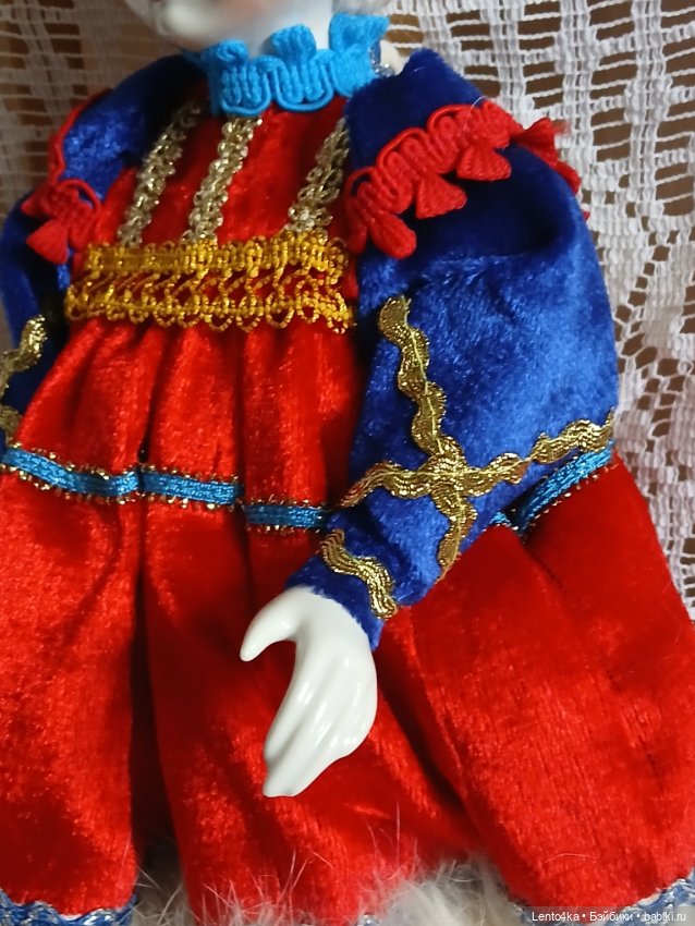 Кукла в русском костюме — Фарфоровые куклы (фото 4)