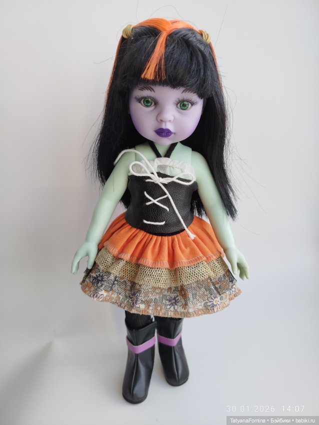 Paola Reina Monster Lily (Монстрик Лилу)