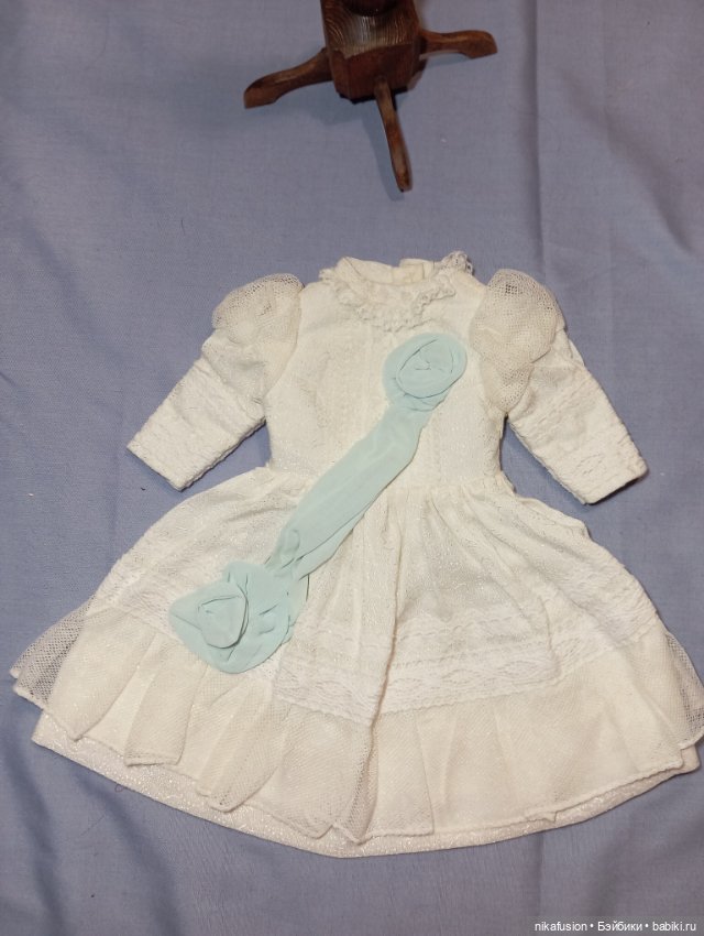 Платье и шляпка на антикварную куклу (фото 3)