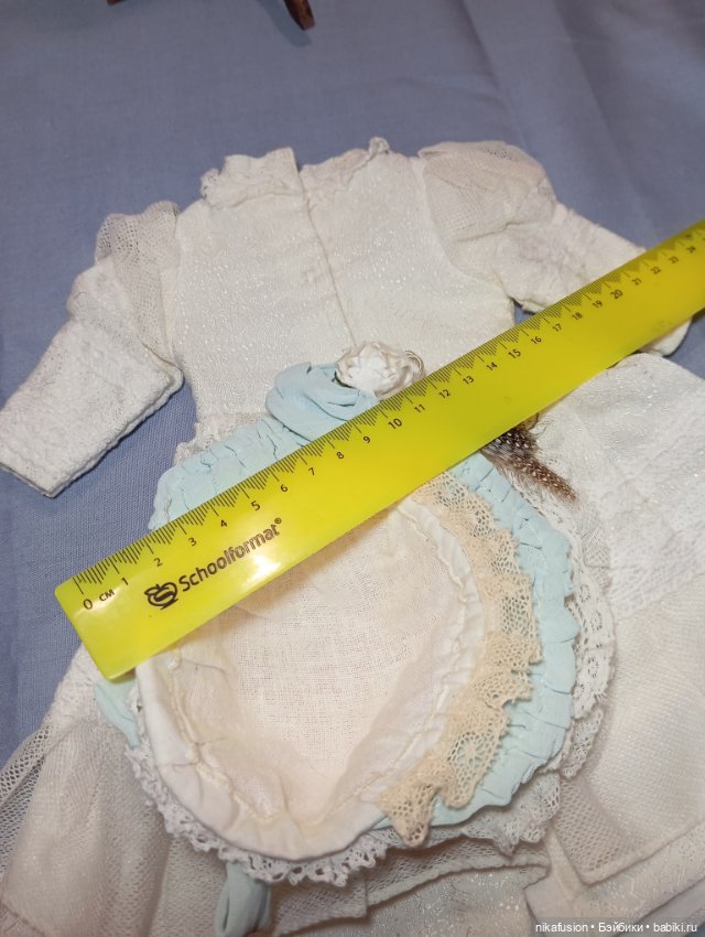 Платье и шляпка на антикварную куклу (фото 6)