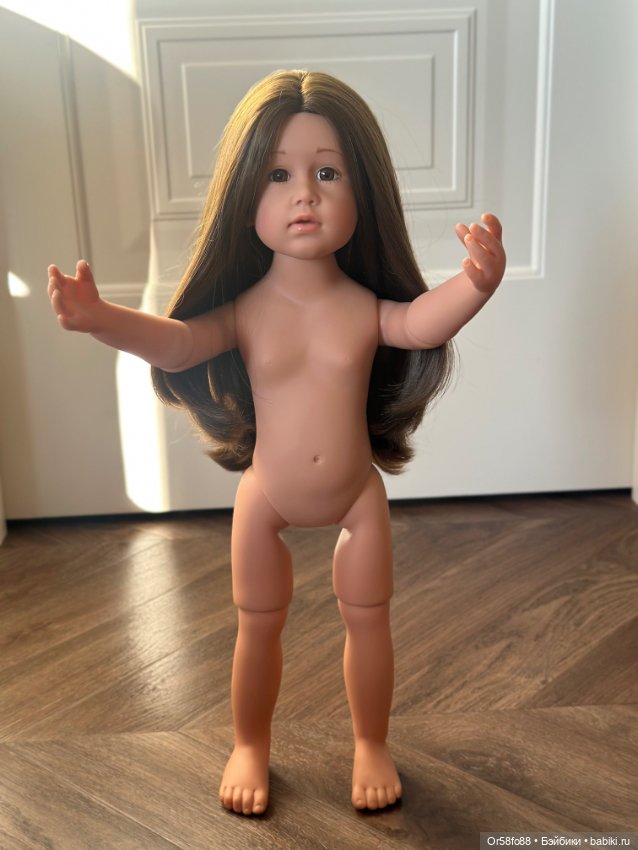 Шарлотта Готц (Charlotte Gotz) выпуск 2016 года (фото 2)