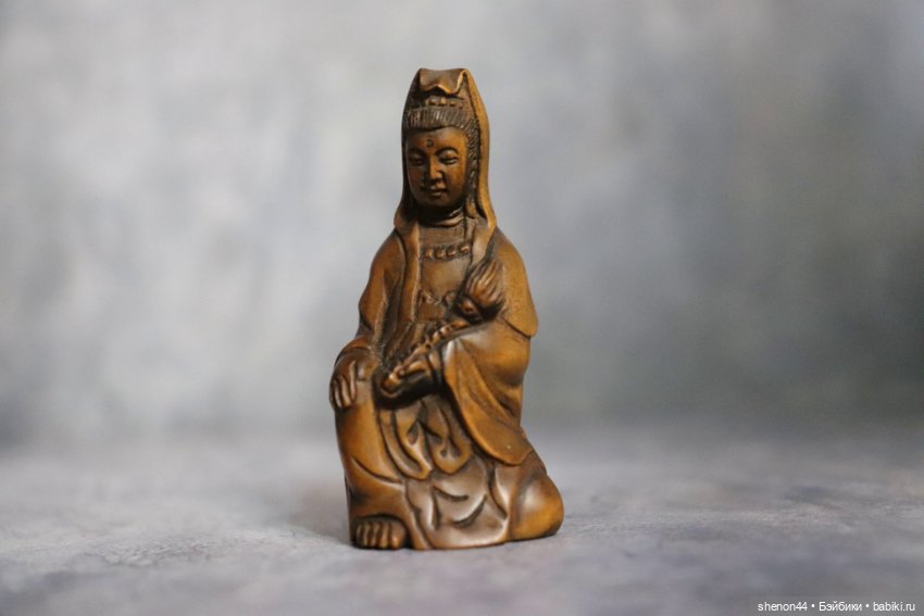 Нэцкэ "Бэндзайтэн" - богиня удачи