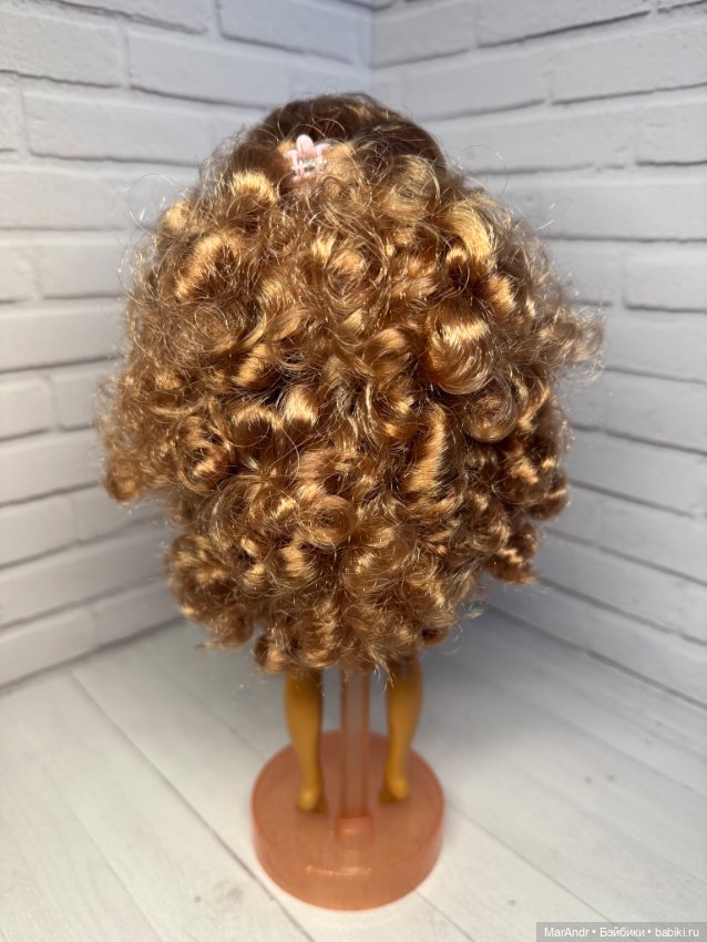 Кукла Rainbow High Color & Create фиолетовые глаза (фото 5)