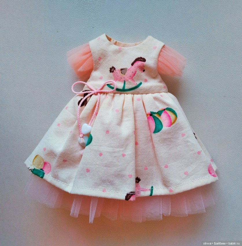 Нарядное платье для куклы Paola Reina