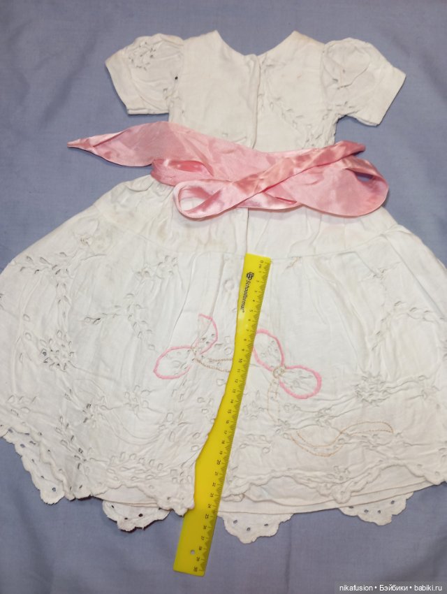 Платье лён с ришелье на антикварную или винтажную куклу (фото 4)