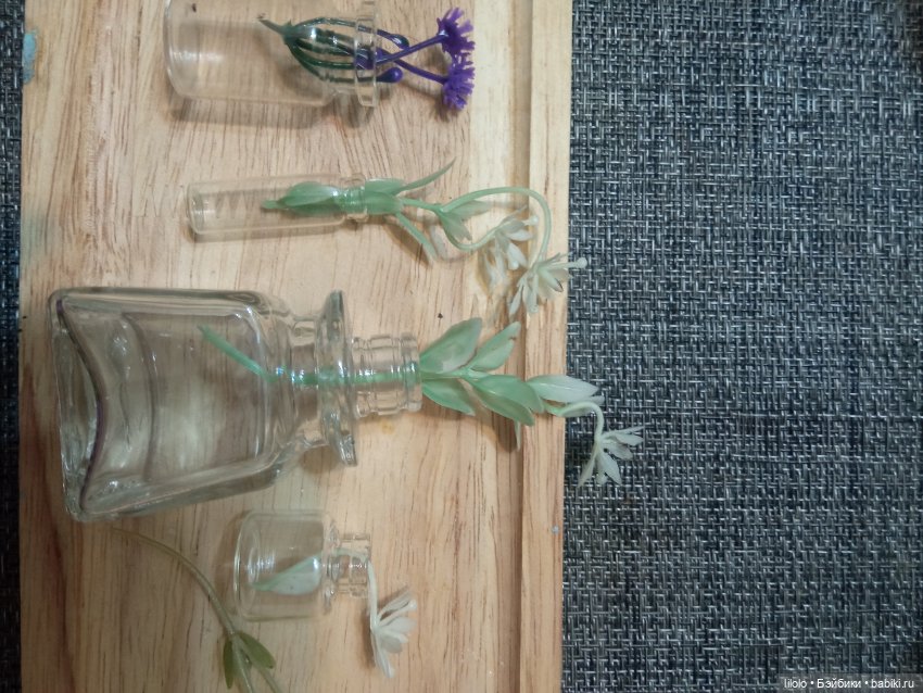 Лот из 4 вазочек для кукольного интерьера