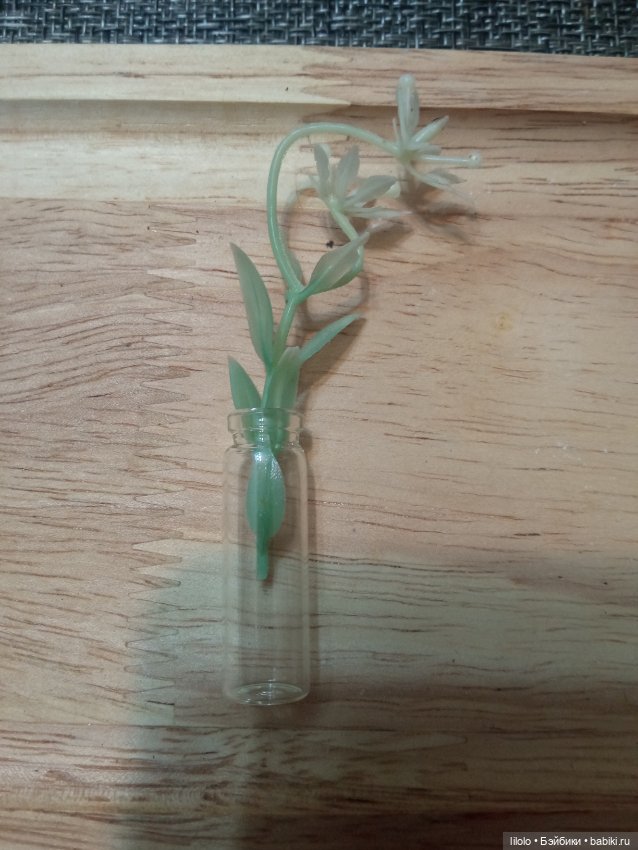 Лот из 4 вазочек для кукольного интерьера (фото 3)