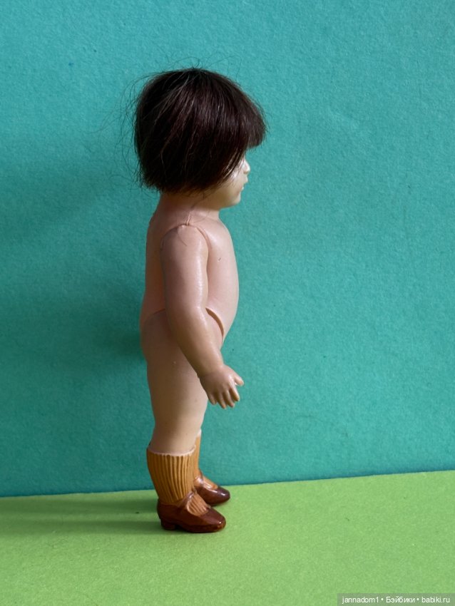 Очаровательная целлулоидная куколка Minerva, высота 11 см (фото 5)