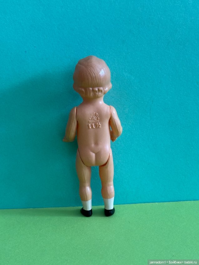 Целлулоидная куколка Minerva, высота 11,5 см (фото 2)