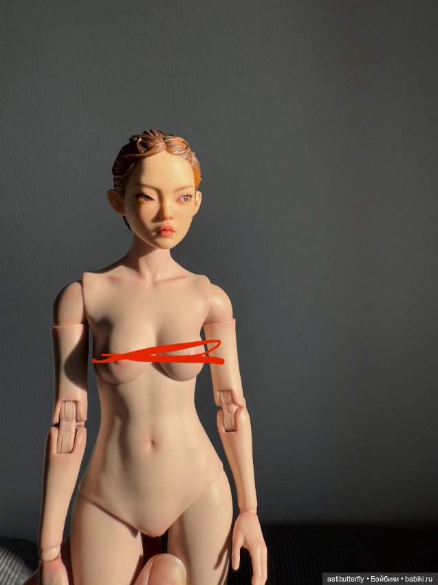 City Girl на теле Worldbox