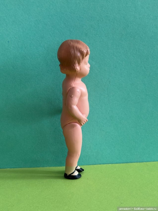 Целлулоидная куколка Minerva с рельефными волосами, голышка, высота 11 см (фото 5)