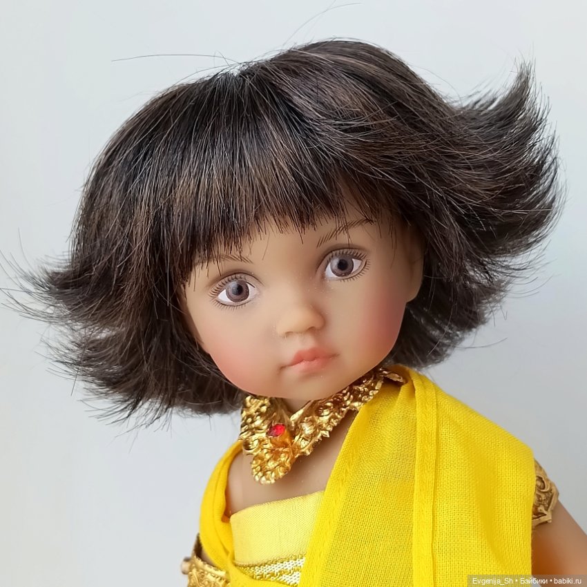 Ni Luh Tari, Tuesday's child Boneka, Dianna Effner