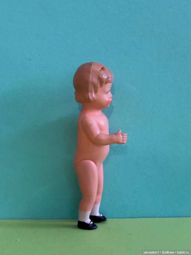 Целлулоидная куколка Minerva в голубом платье, высота 11,5 см (фото 10)