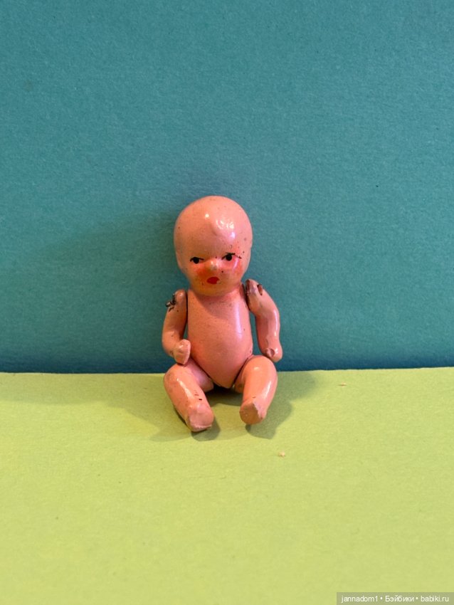 Маленький немецкий фарфоровый пупсик, высота 5,5 см (фото 3)