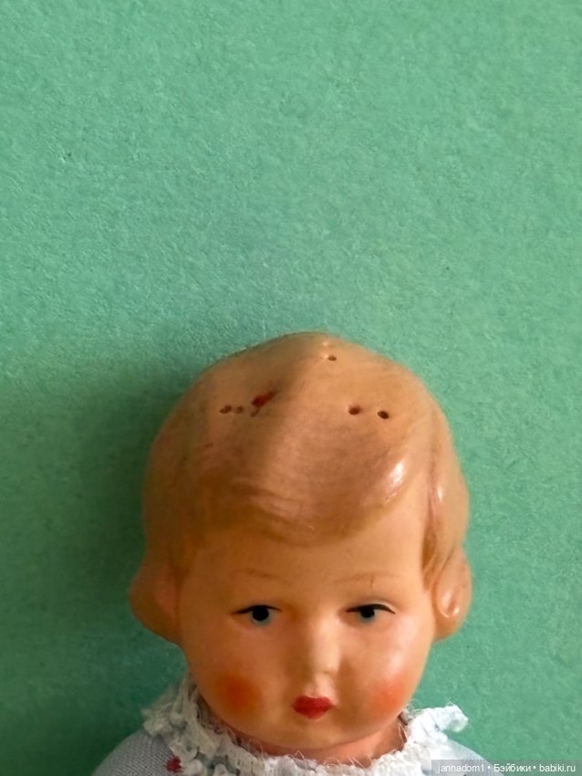 Целлулоидная куколка Minerva в голубом платье, высота 11,5 см (фото 3)