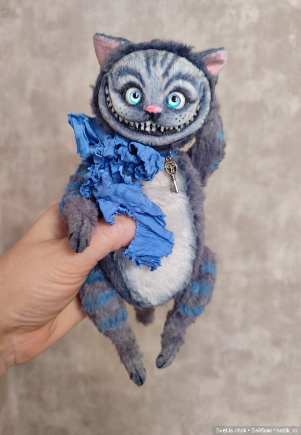 Чеширский голубоглазый кот (фото 3)