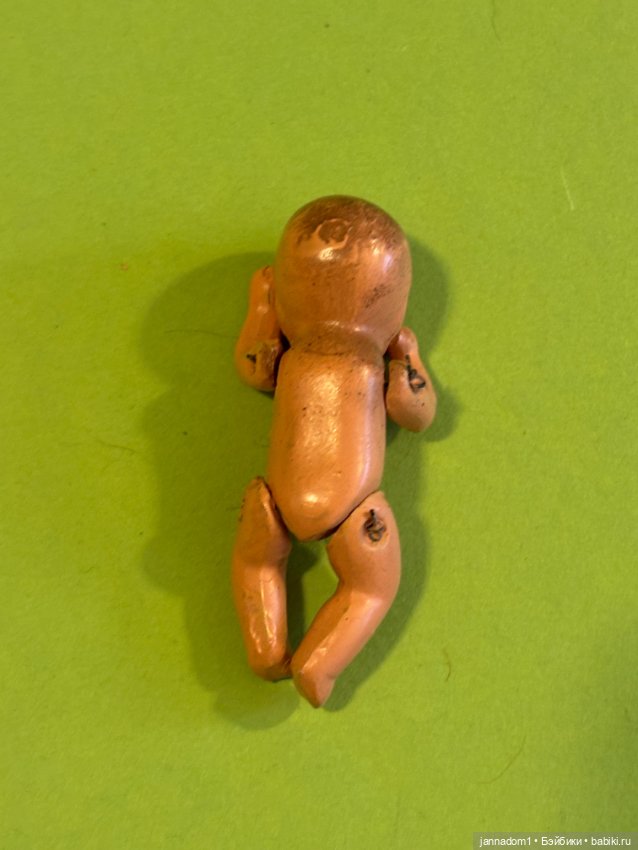 Маленький немецкий фарфоровый пупсик, высота 5,5 см (фото 2)