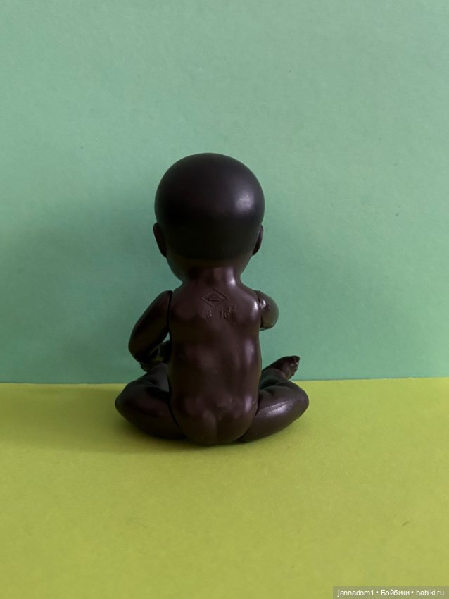 Целлулоидный пупсик негрик Schildkrot, высота 16 см (фото 3)