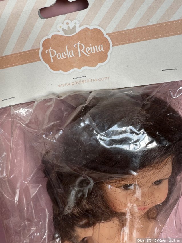 Клео Паола Рейна с серёжками 2018 год (фото 9)