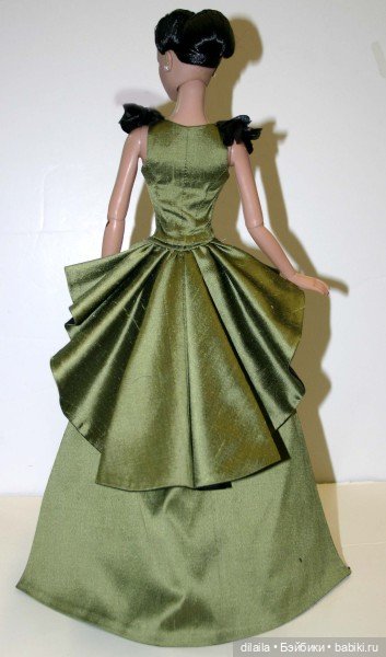 Выкройка PDF в натуральную величину / бюстье на шнуровке и юбка для куклы Тайлер Тоннер 40 см (фото 4)