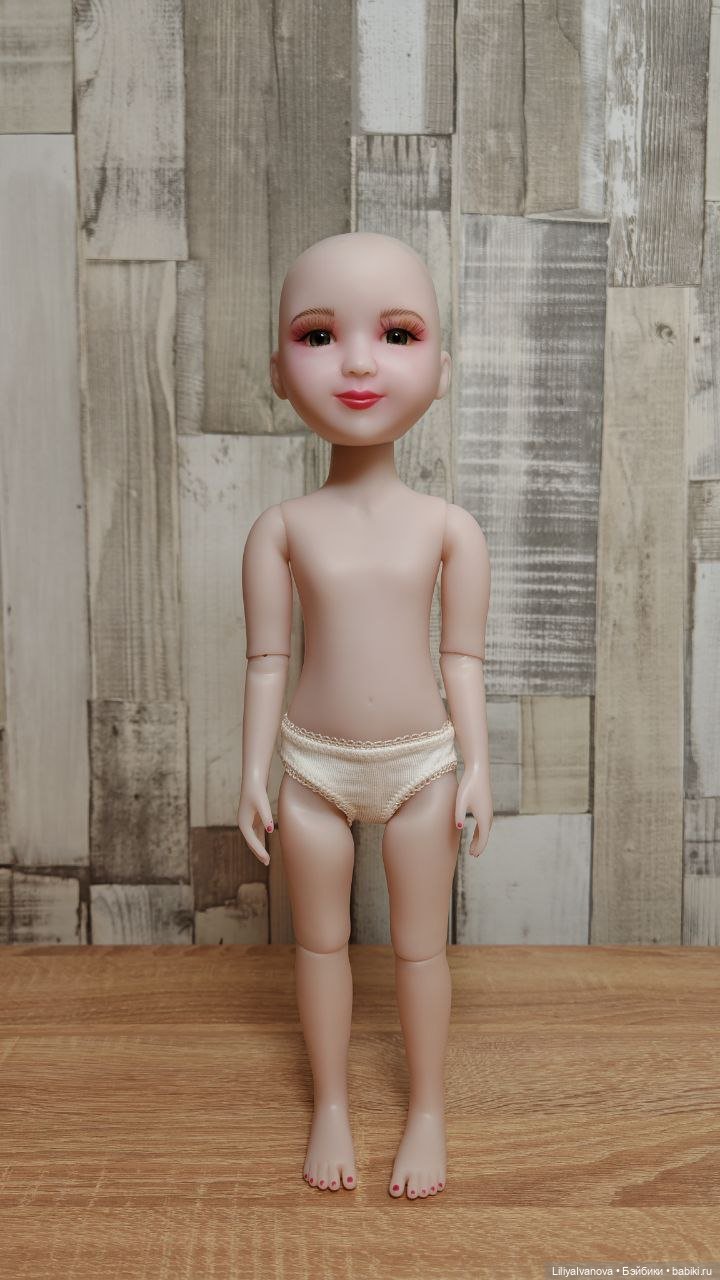 Робин от Ruby Red / Руби Ред