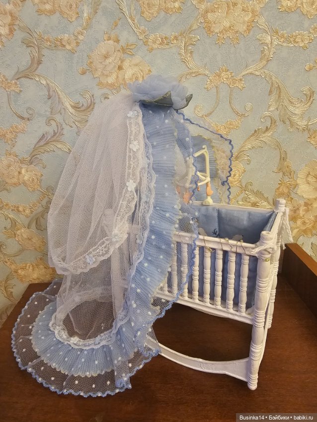 Кроватка для пупсиков — Кукольная мебель