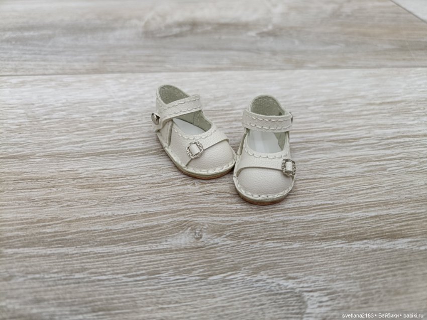 Туфельки для кукол Boneka (3,6x1,6 см.) (фото 2)