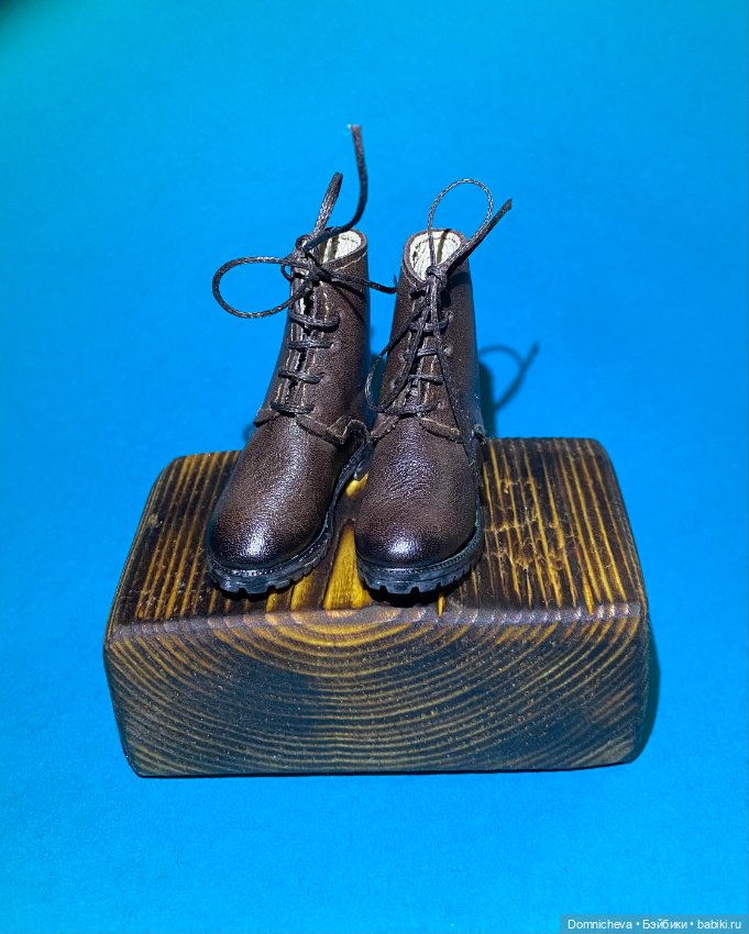 Необычная обувь для Томми (фото 5)