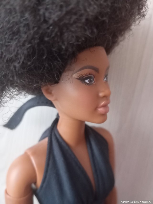 Кукла Barbie Looks 2 Elle (фото 2)