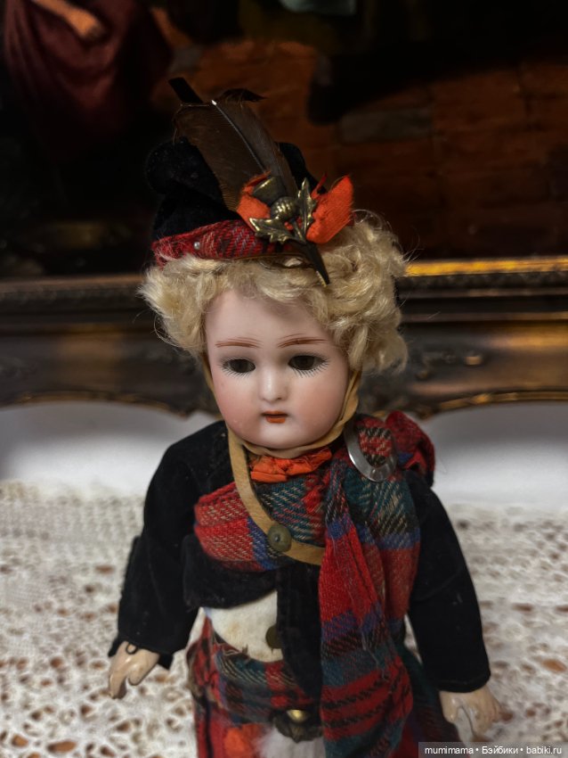 Миничка Kämmer Reinhardt в шотландском костюме рост 25 см (фото 10)