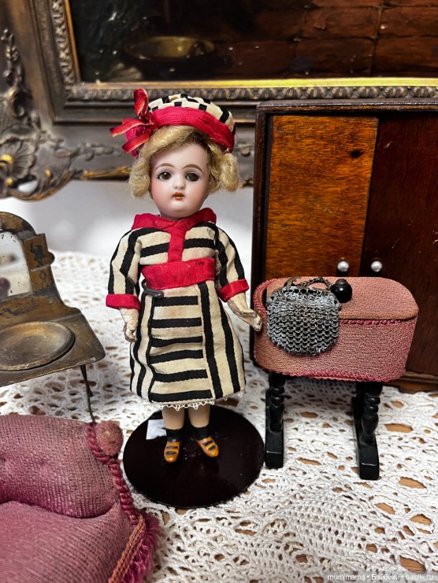 Милая миничка KR с набором мебели рост 17 см