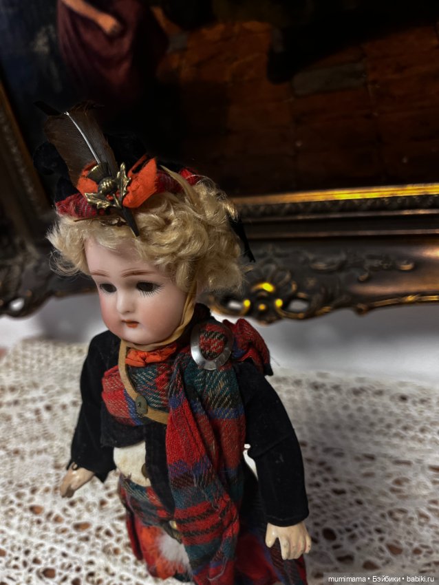 Миничка Kämmer Reinhardt в шотландском костюме рост 25 см