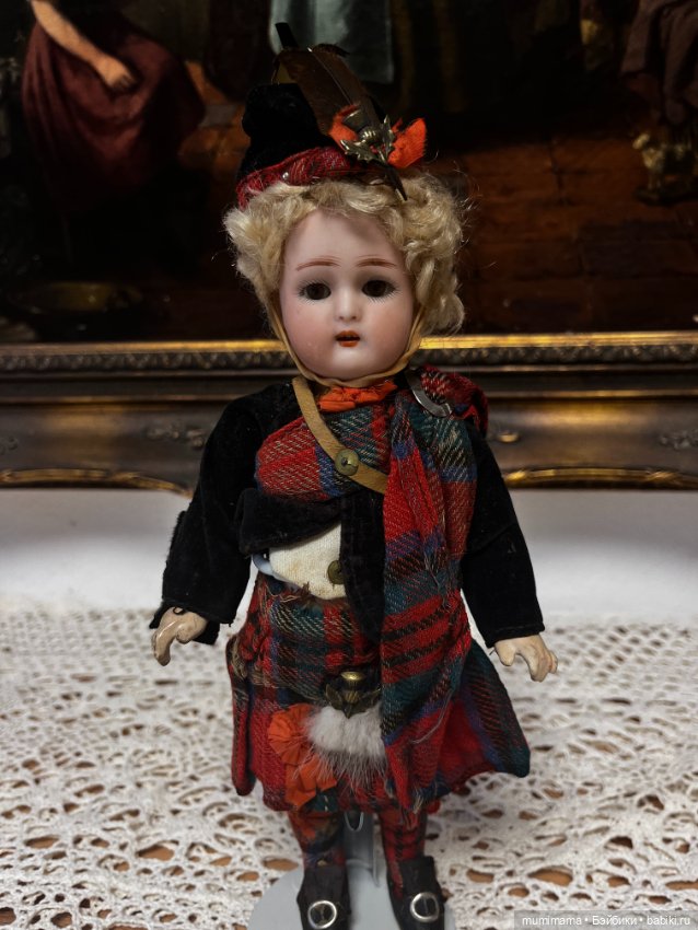 Миничка Kämmer Reinhardt в шотландском костюме рост 25 см (фото 5)