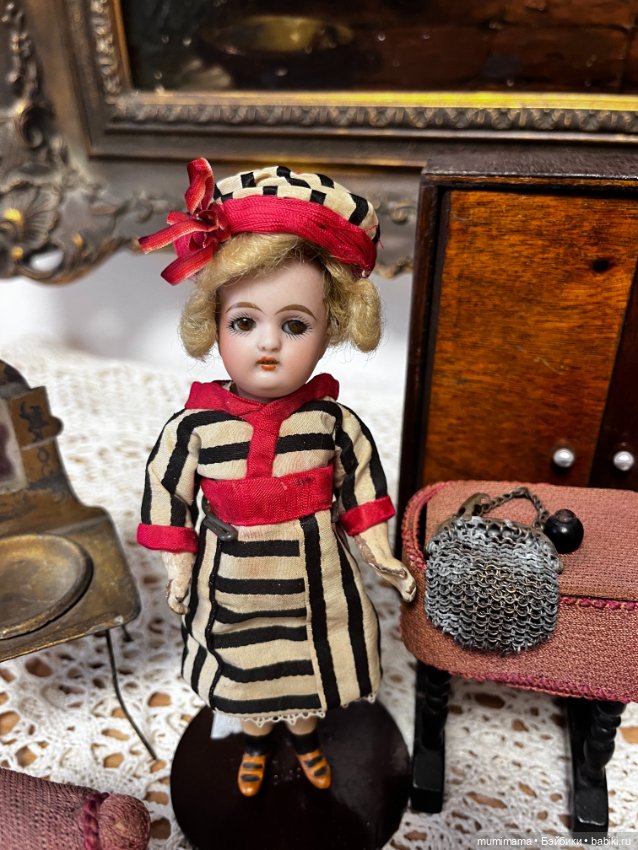 Милая миничка KR с набором мебели рост 17 см