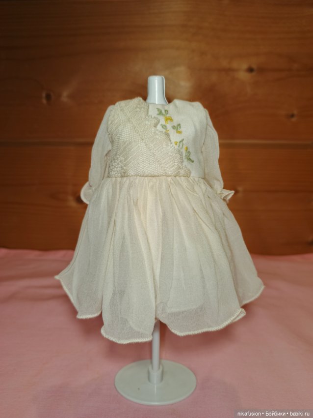 Платье для антикварной или винтажной куклы ростом 20-22 см