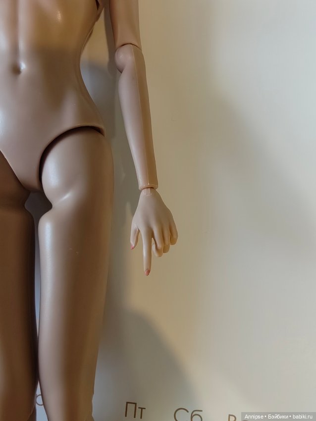 Лот тел для кукол Mengf и Sevrwell (фото 2)