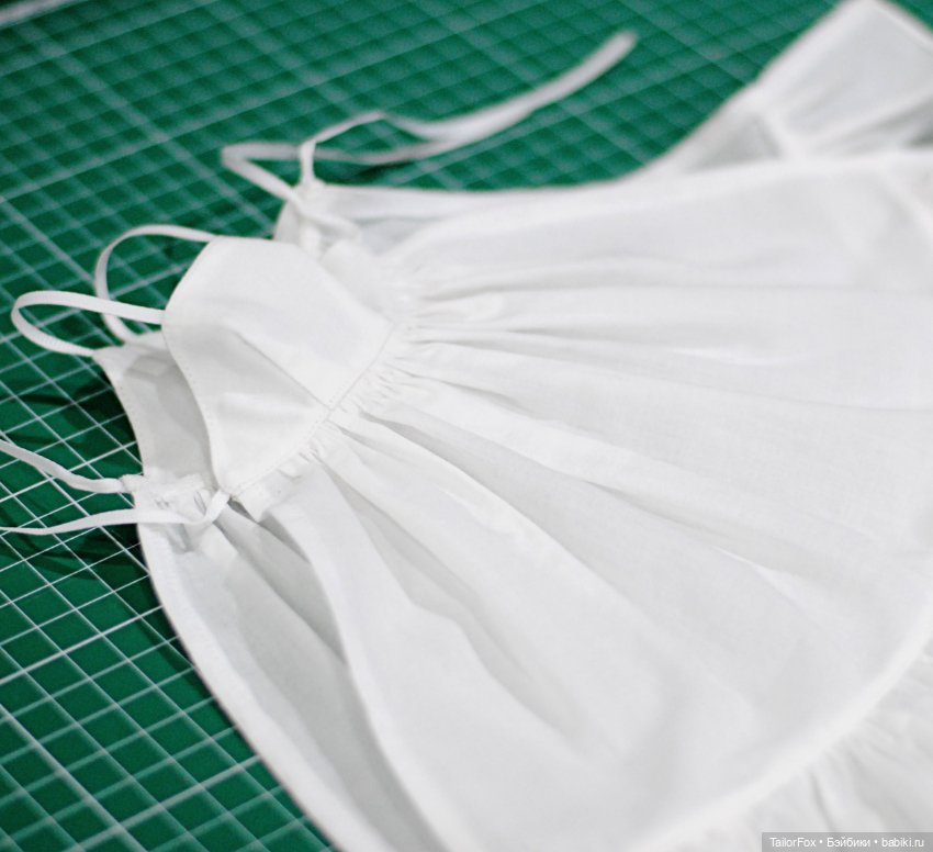 Стильный сарафан на завязках для Химеры и др кукол формата 1/4 (фото 7)
