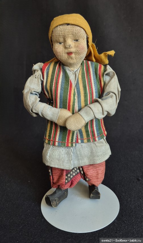 Всекохудожник. Русская артельная кукла. Узбечка