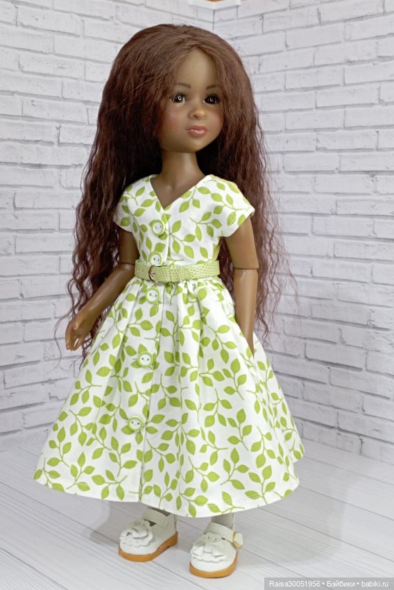 Платье для кукол Руби Ред 37см (фото 7)