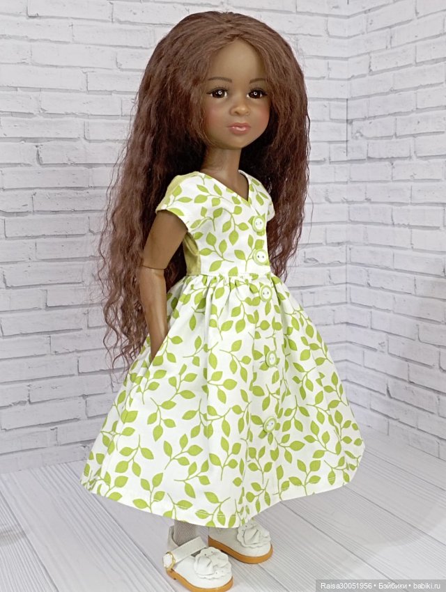 Платье для кукол Руби Ред 37см (фото 5)