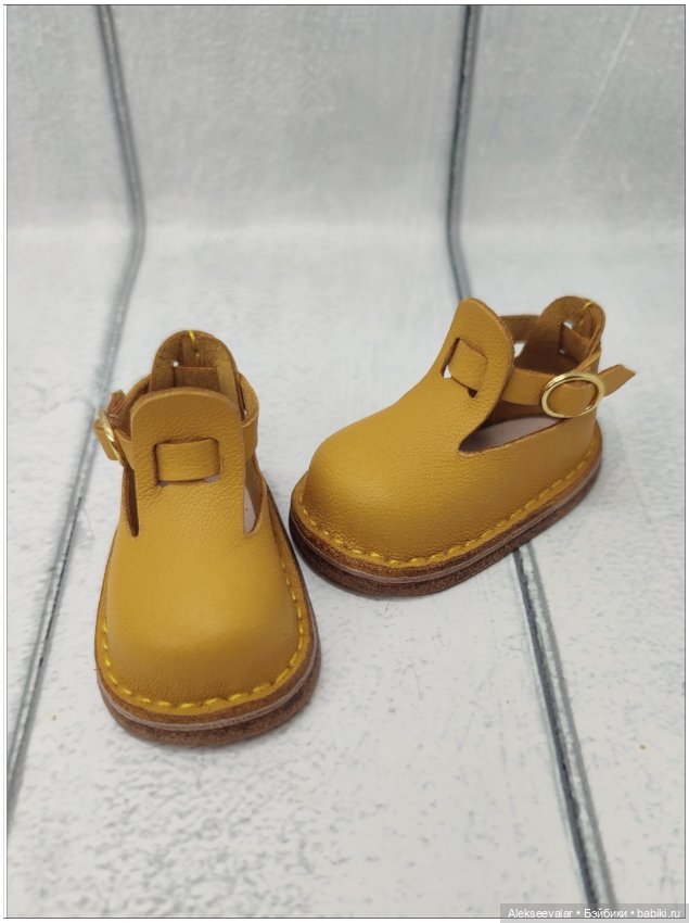 Обувь для кукол Paola Reina