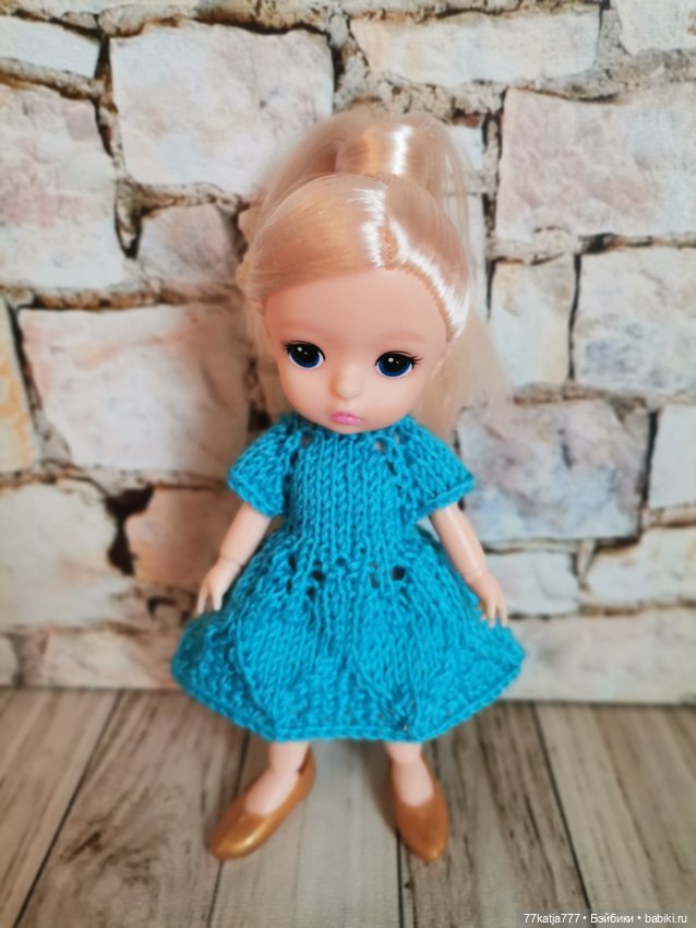 Новая "порция " вязаной одежды для маленькой куколки 11-12см (фото 8)